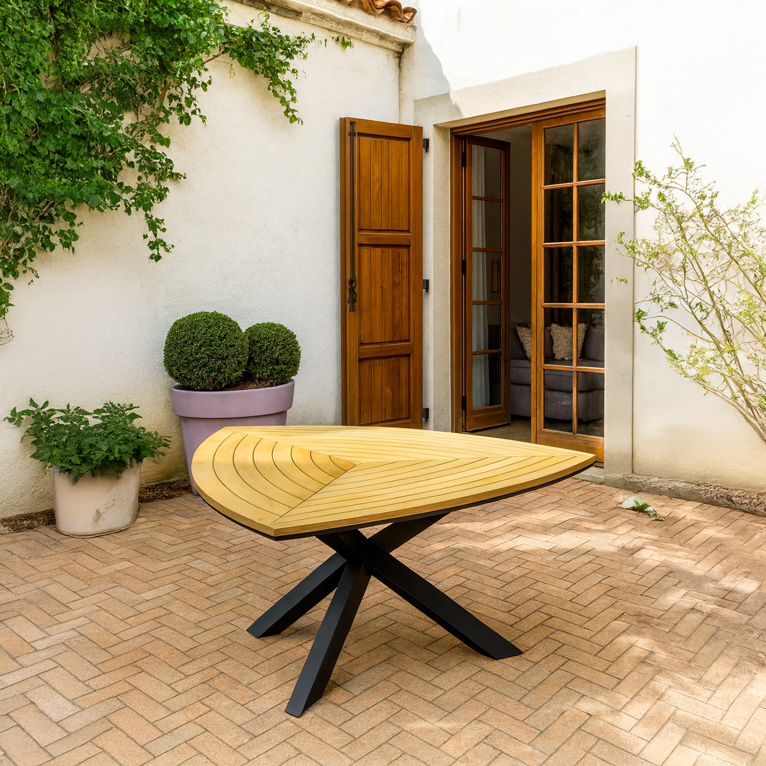 TAVOLO-GIARDINO-TRIANGOLARE-SUPERGA